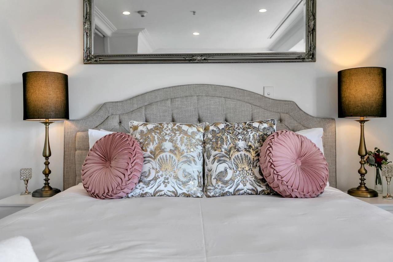 Your Family Getaway - Rooftop Spa & Pool! Auckland Exterior photo